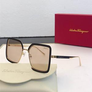 Salvatore Ferragamo Sunglasses 164